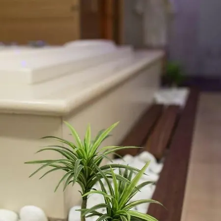 Vertical Villa: Luxury, Sea Views & Private * Garachico (Tenerife)