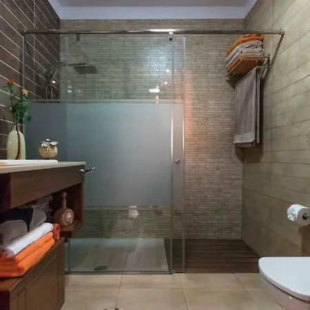 Vertical Villa: Luxury, Sea Views & Private Garachico (Tenerife)